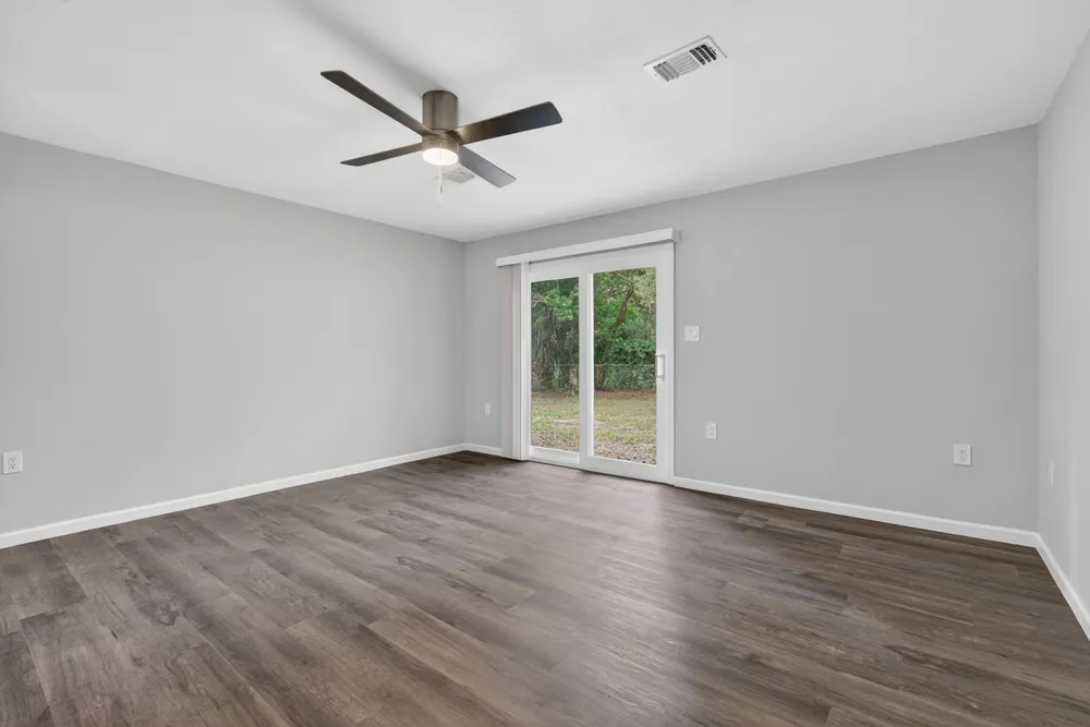 670 Shrewsbury Rd, Mary Esther, FL 32569