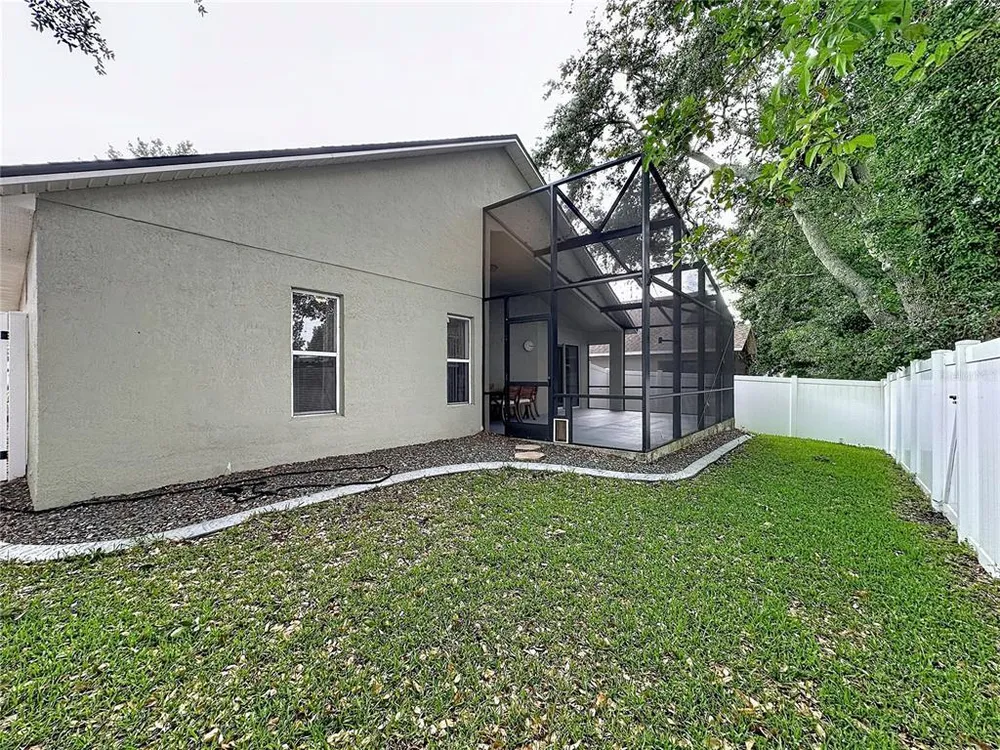 2349 Paulette Dr, Haines City, FL 33844