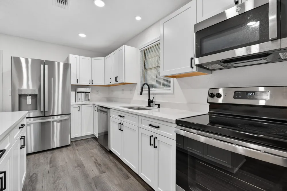 670 Shrewsbury Rd, Mary Esther, FL 32569