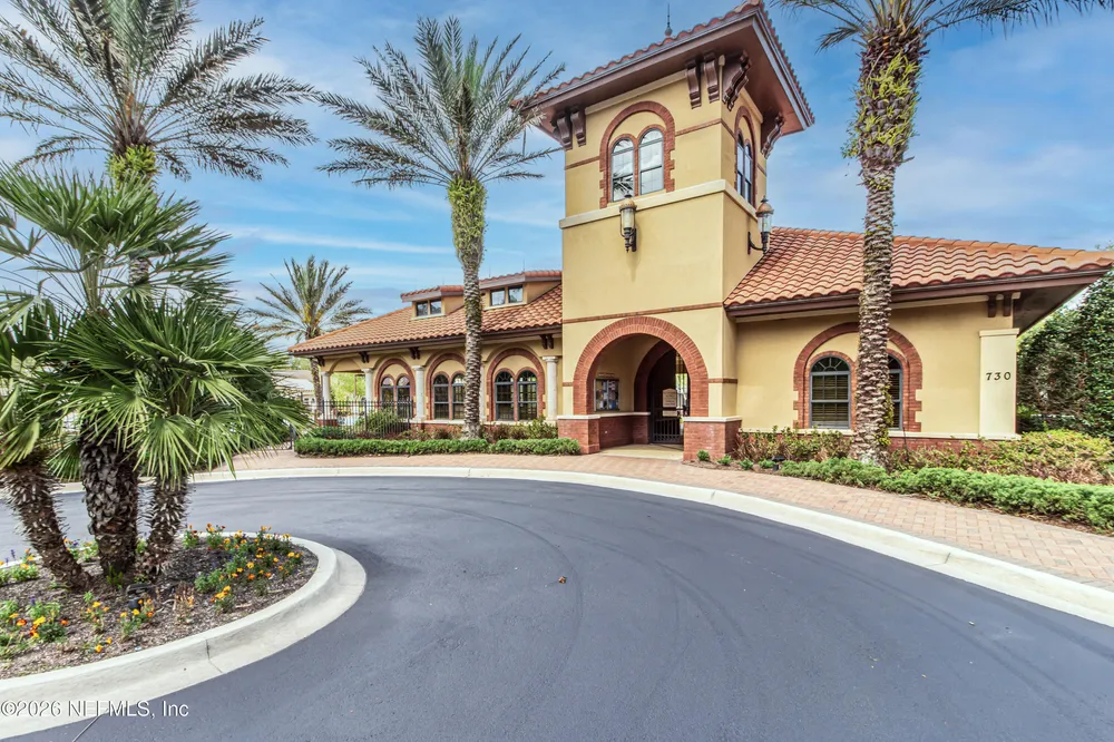 163 Nelson Ln, Saint Johns, FL 32259