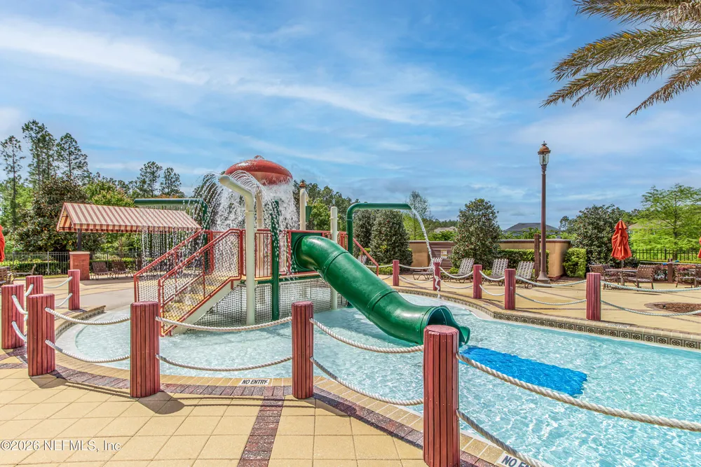 163 Nelson Ln, Saint Johns, FL 32259