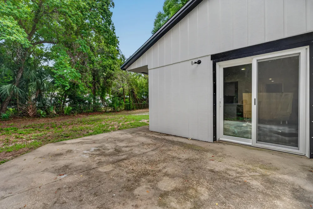 670 Shrewsbury Rd, Mary Esther, FL 32569