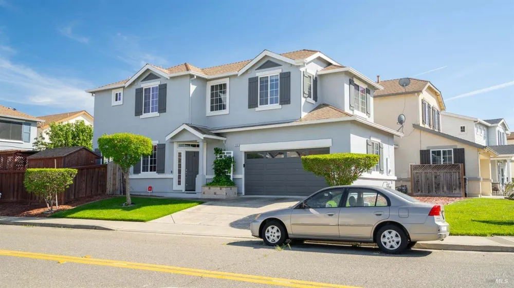 2581 Smith Ln, Fairfield, CA 94533
