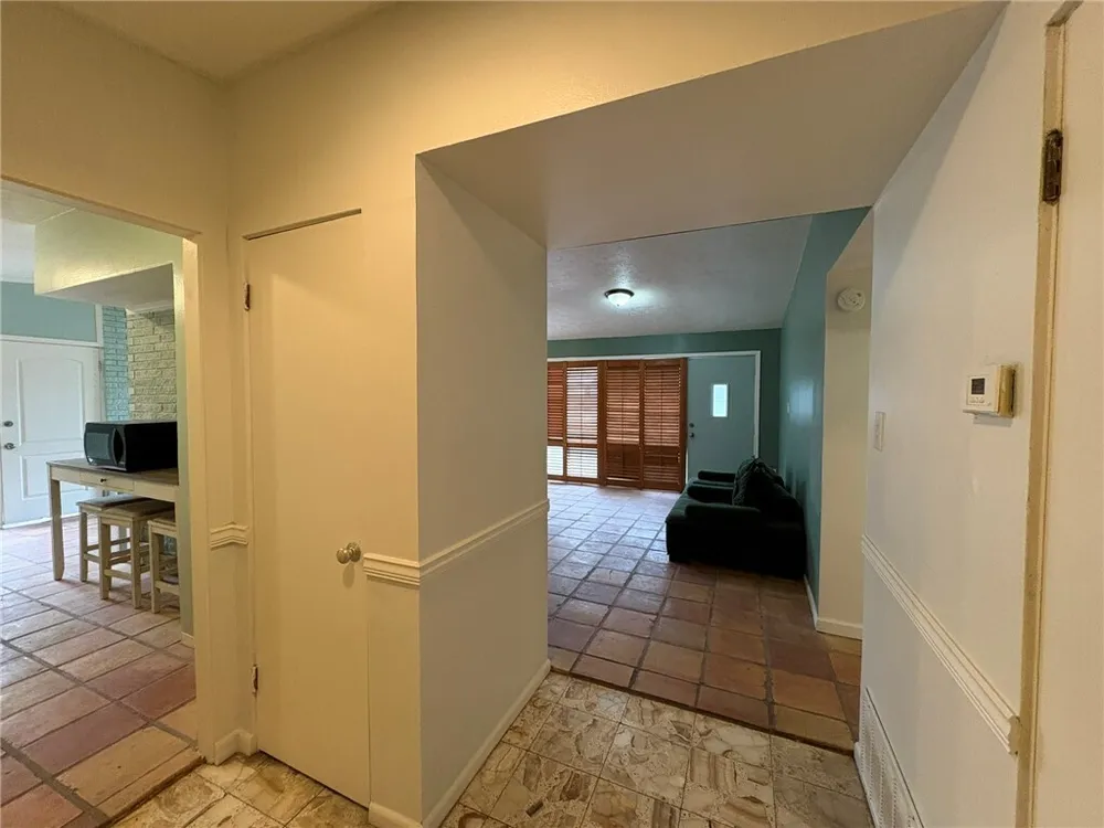 1314 Casa Verde Dr, Corpus Christi, TX 78411