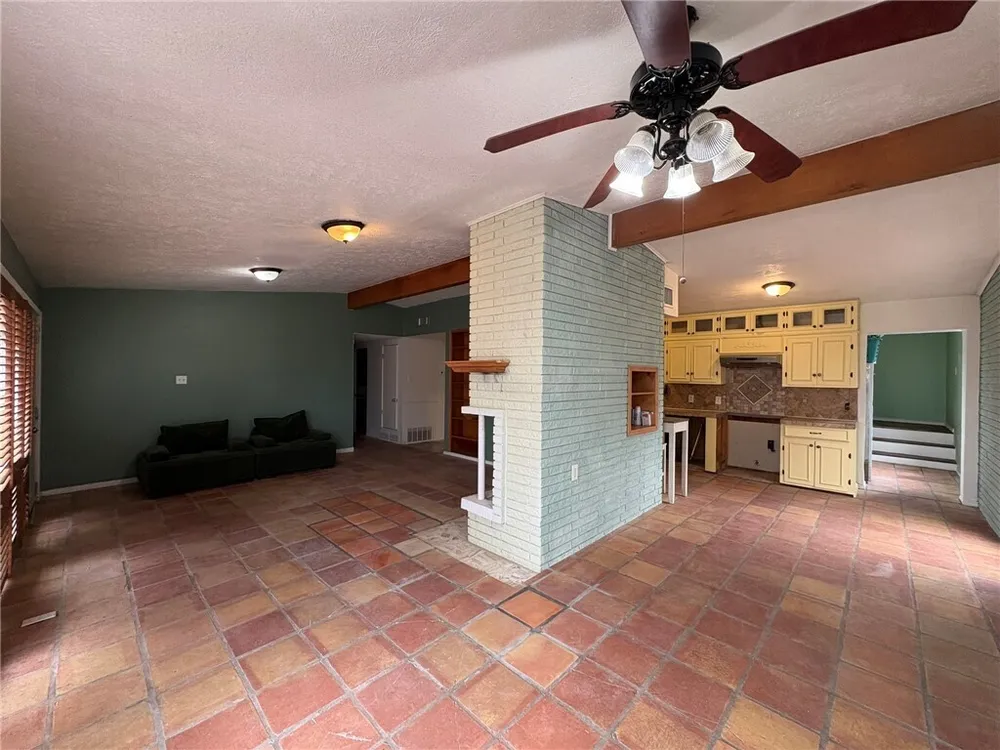 1314 Casa Verde Dr, Corpus Christi, TX 78411