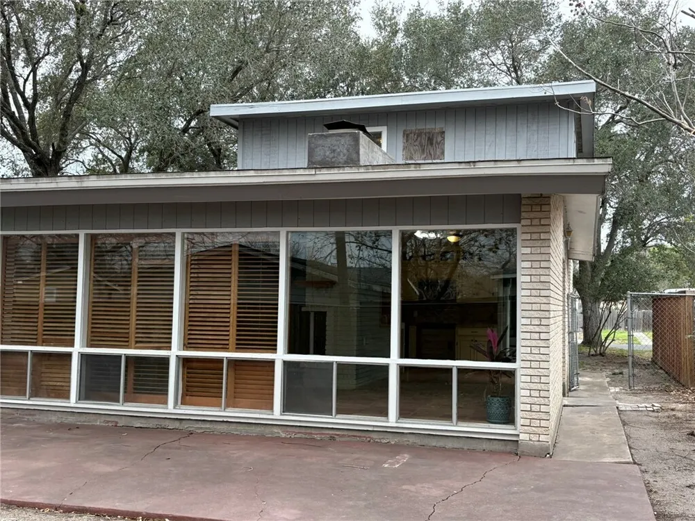 1314 Casa Verde Dr, Corpus Christi, TX 78411