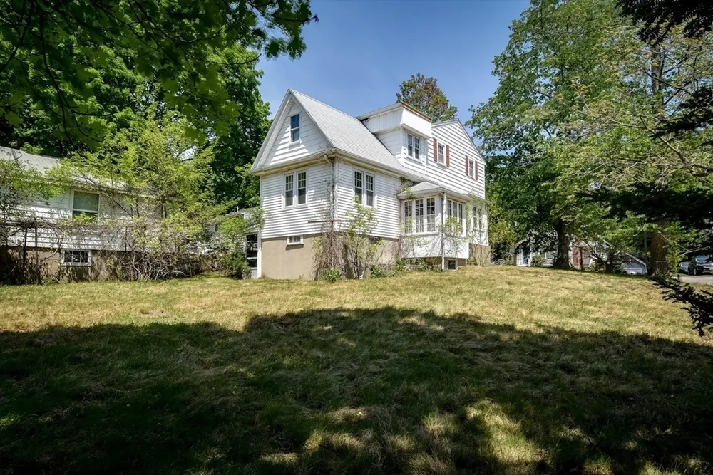 23 River Park St, Needham, MA 02494