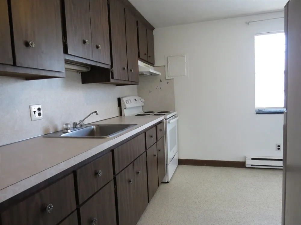 74 Harvard St, Waltham, MA 02453