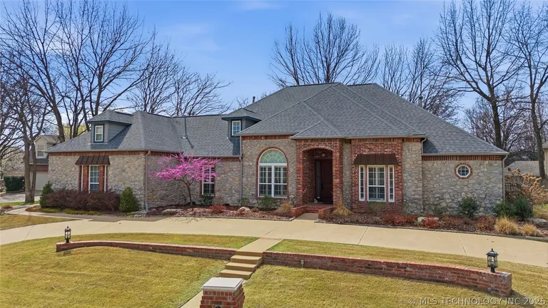6624 E 114th St S, Bixby, OK 74008