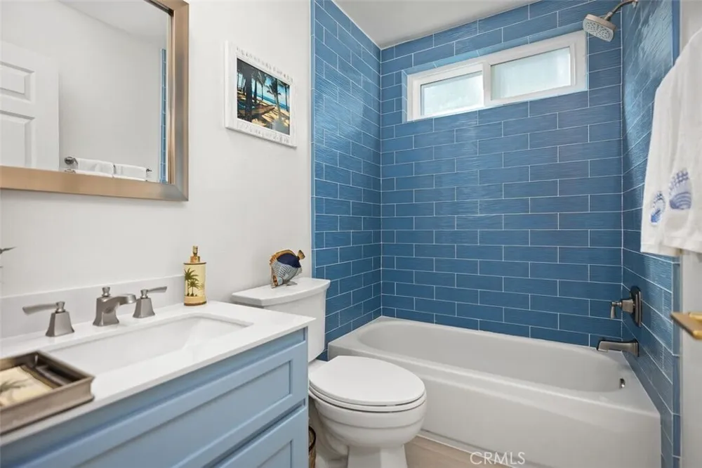 3581 Aquarius Dr, Huntington Beach, CA 92649