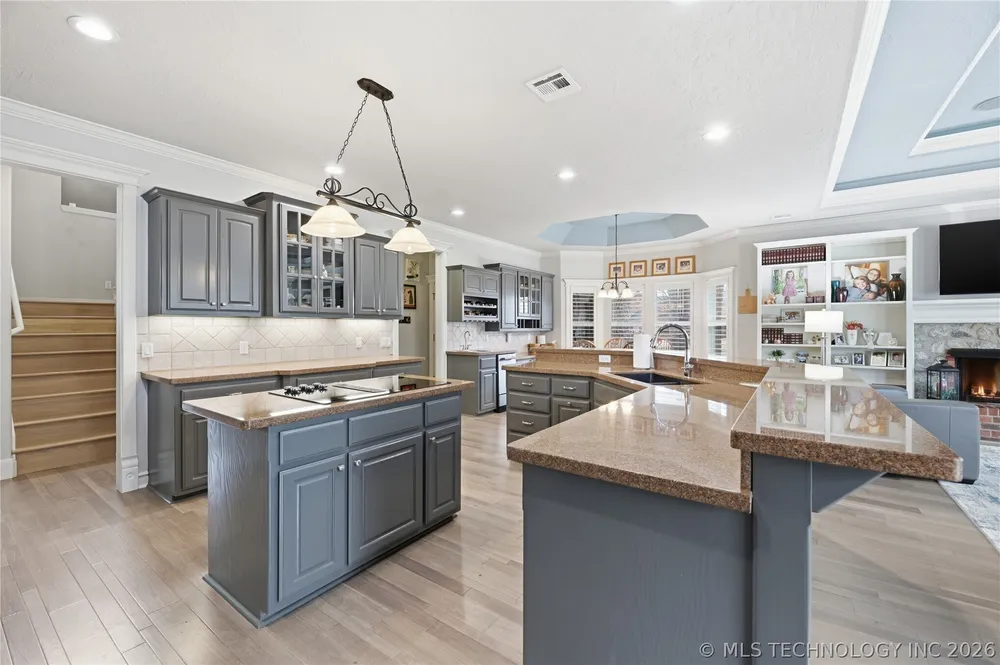 6624 E 114th St S, Bixby, OK 74008