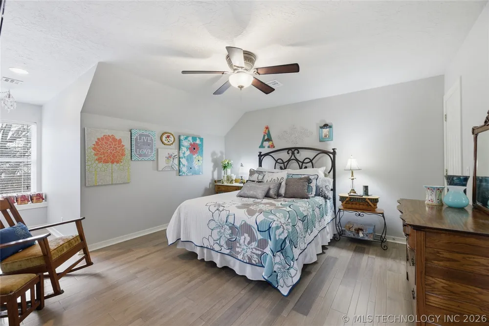 6624 E 114th St S, Bixby, OK 74008
