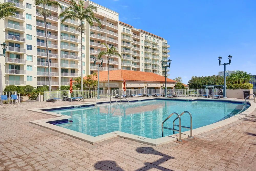 3020 NE 32nd Ave, Fort Lauderdale, FL 33308
