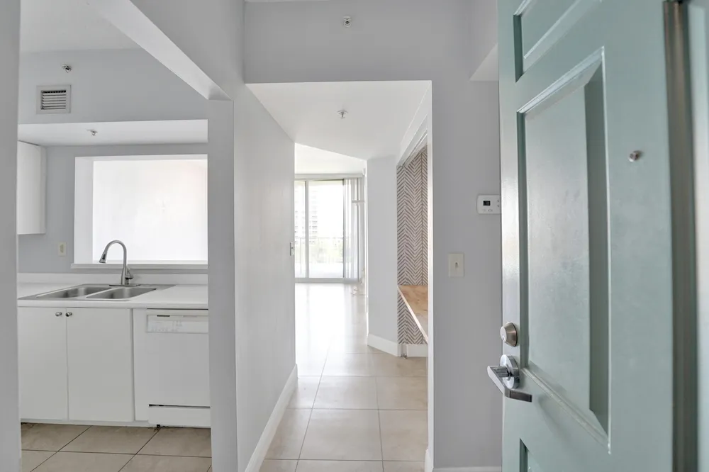 3020 NE 32nd Ave, Fort Lauderdale, FL 33308