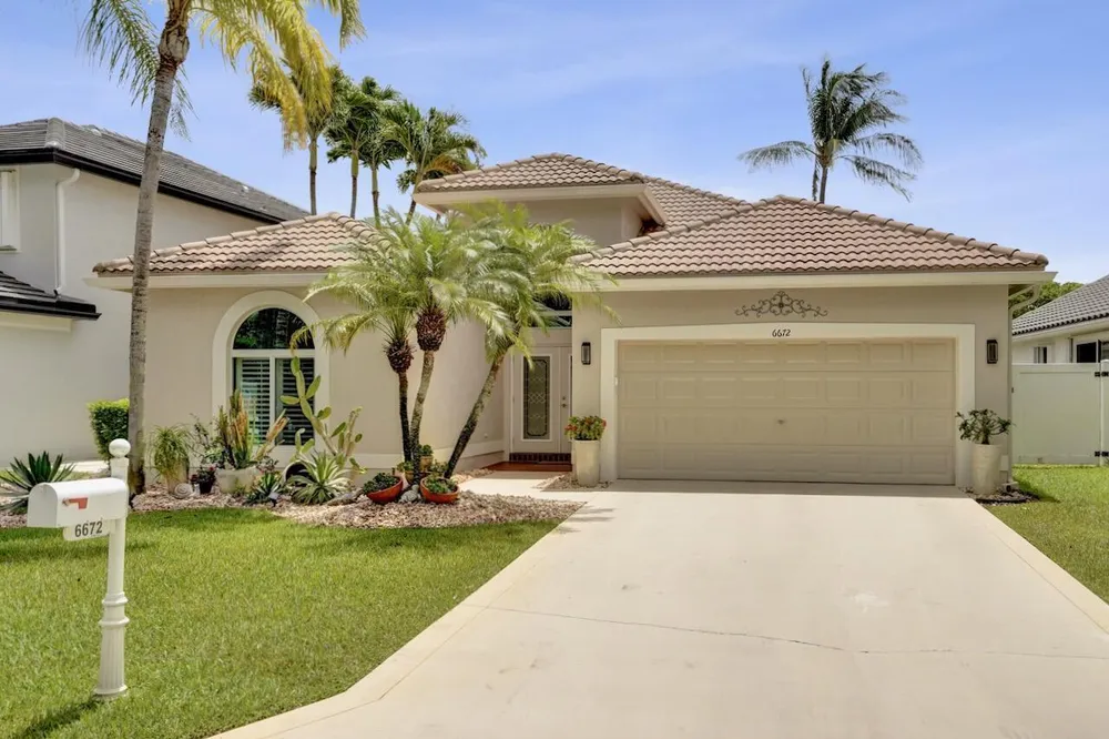 6672 Remington Pl, Lake Worth Beach, FL 33463