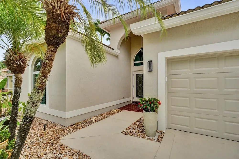 6672 Remington Pl, Lake Worth Beach, FL 33463