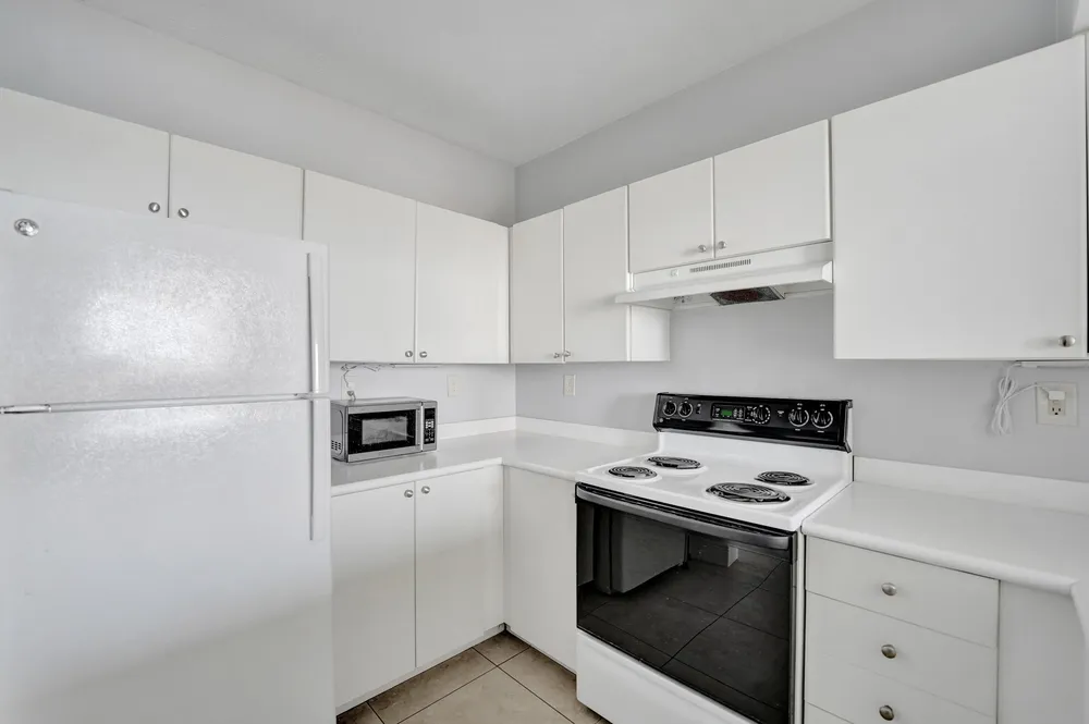 3020 NE 32nd Ave, Fort Lauderdale, FL 33308
