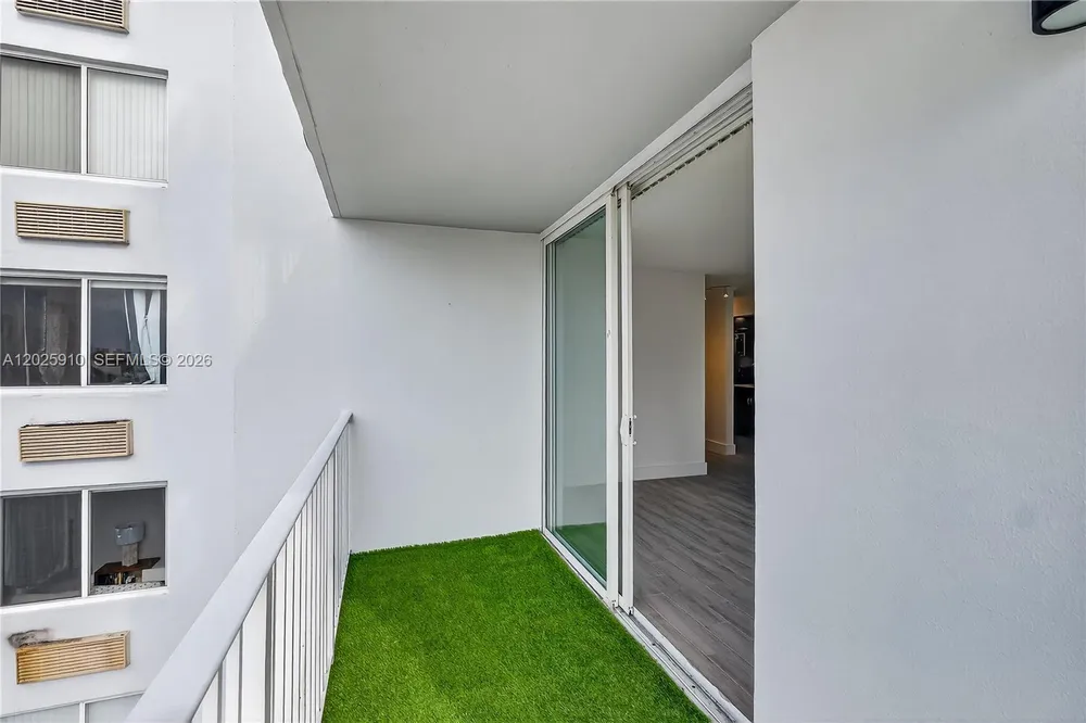 1255 Collins Ave, Miami Beach, FL 33139