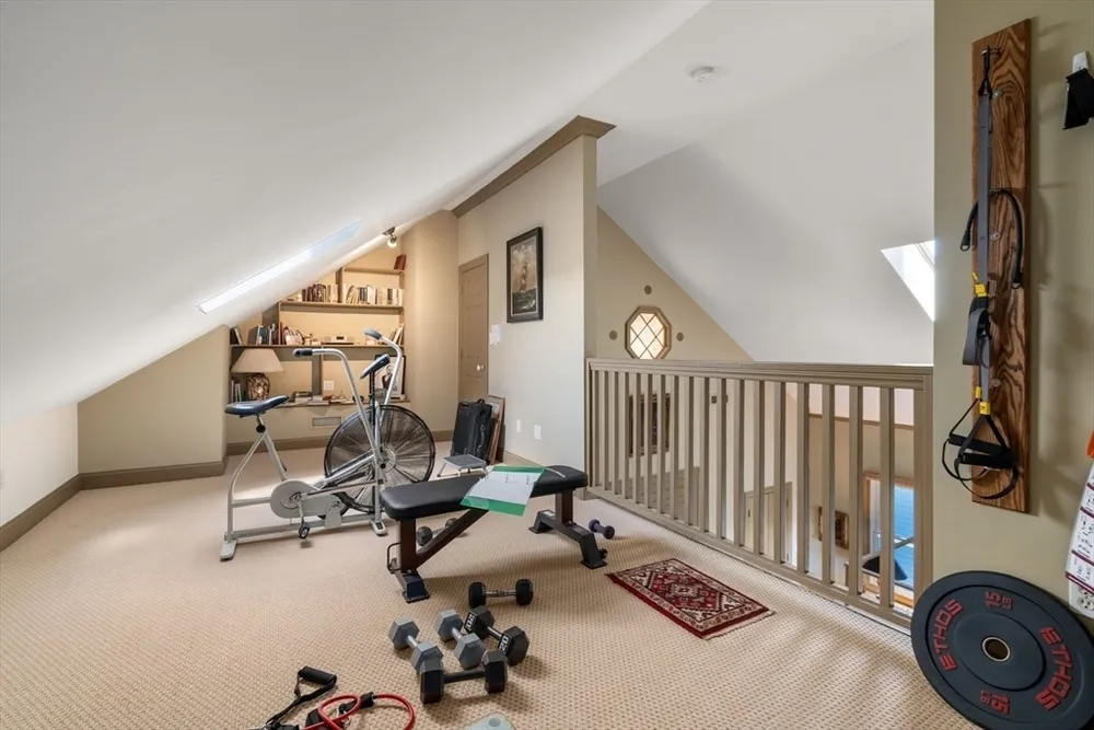 70 Victoria St, Somerville, MA 02144