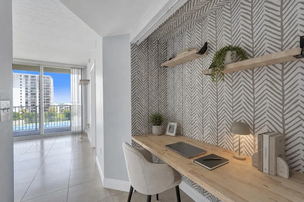 3020 NE 32nd Ave, Fort Lauderdale, FL 33308
