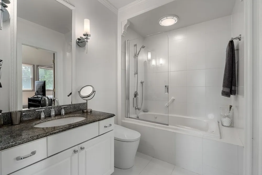 70 Victoria St, Somerville, MA 02144