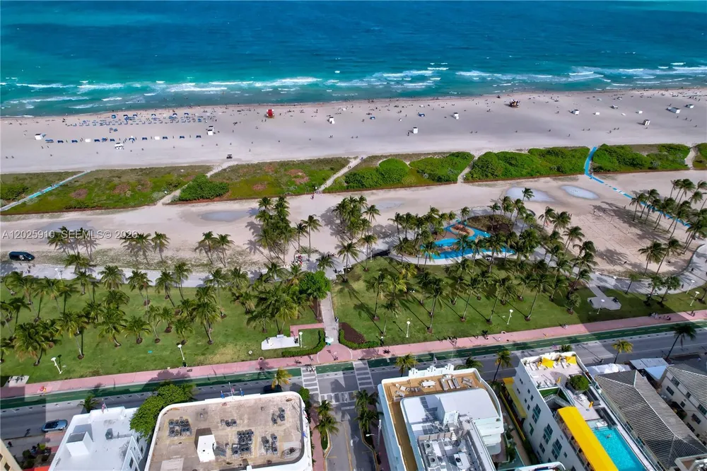 1255 Collins Ave, Miami Beach, FL 33139