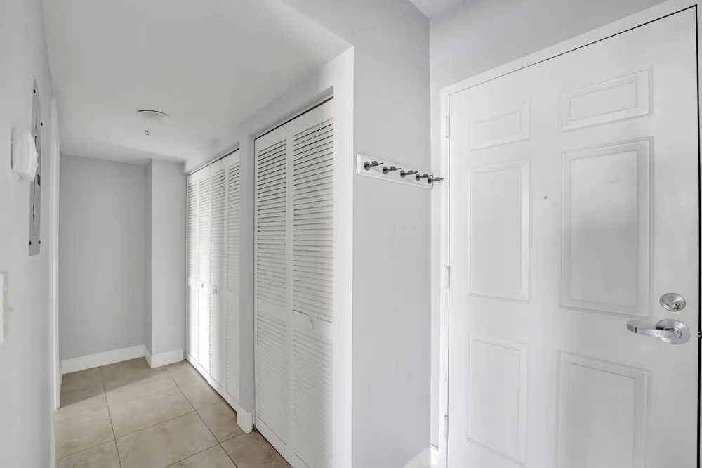 3020 NE 32nd Ave, Fort Lauderdale, FL 33308