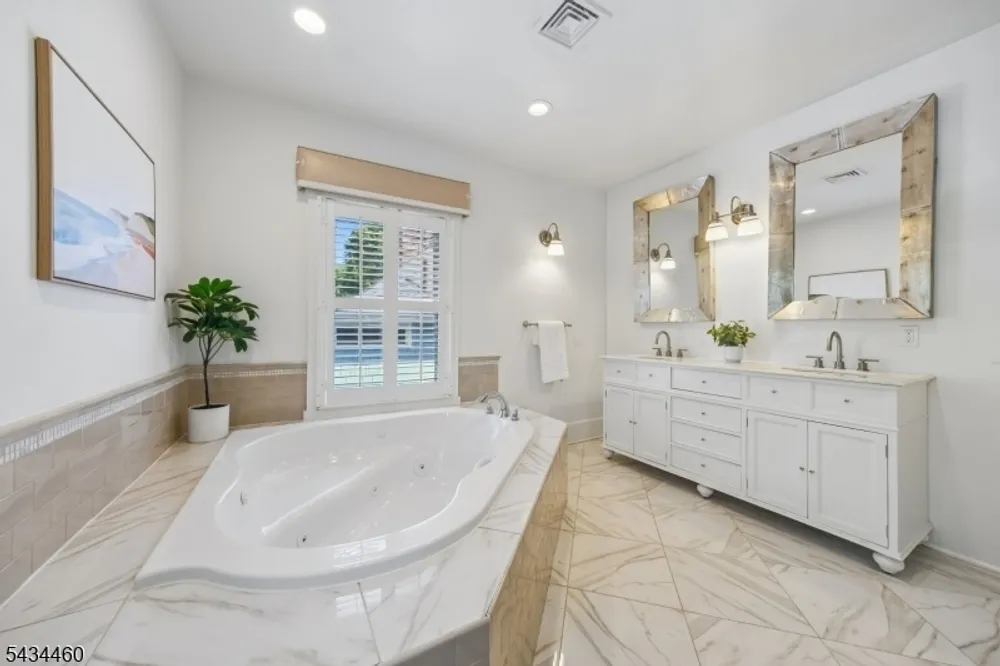 4 Kermit Rd, Maplewood, NJ 07040