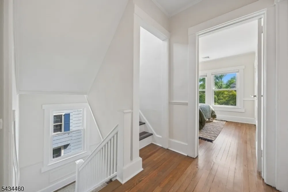 4 Kermit Rd, Maplewood, NJ 07040