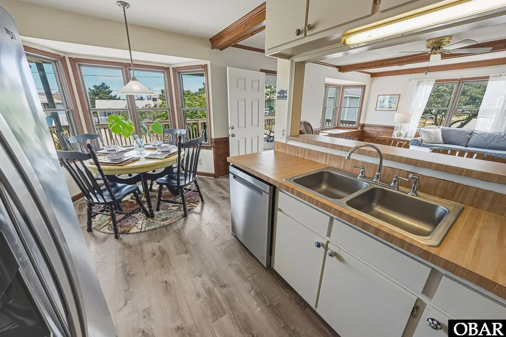 1704 Soble Dr, Kill Devil Hills, NC 27948