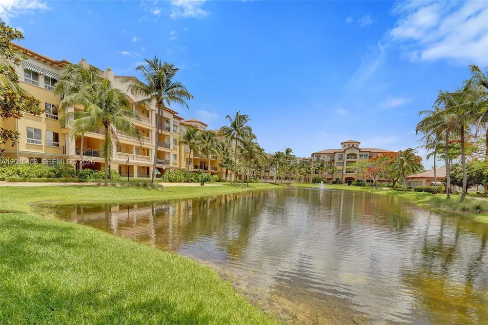 16135 Emerald Estates Dr, Weston, FL 33331