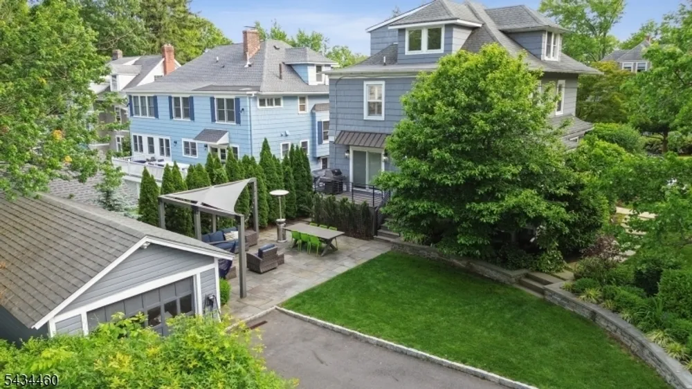 4 Kermit Rd, Maplewood, NJ 07040