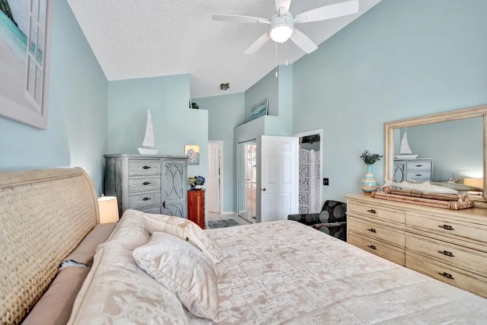 6672 Remington Pl, Lake Worth Beach, FL 33463