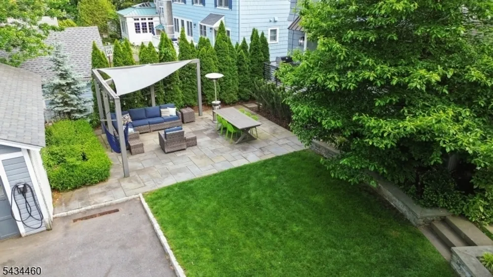 4 Kermit Rd, Maplewood, NJ 07040