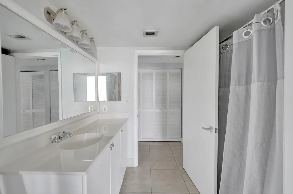 3020 NE 32nd Ave, Fort Lauderdale, FL 33308