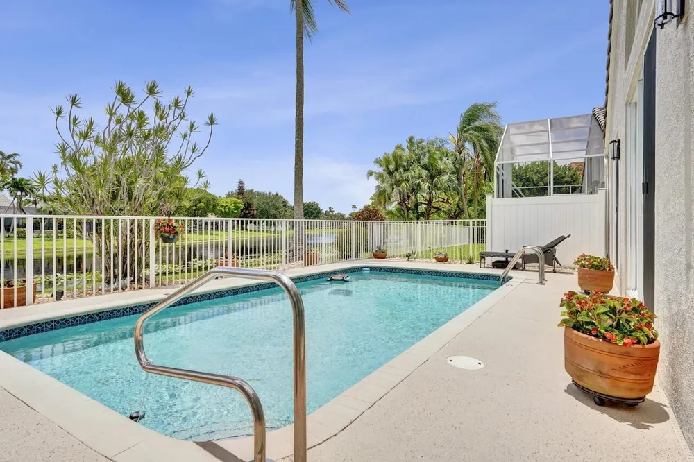6672 Remington Pl, Lake Worth Beach, FL 33463