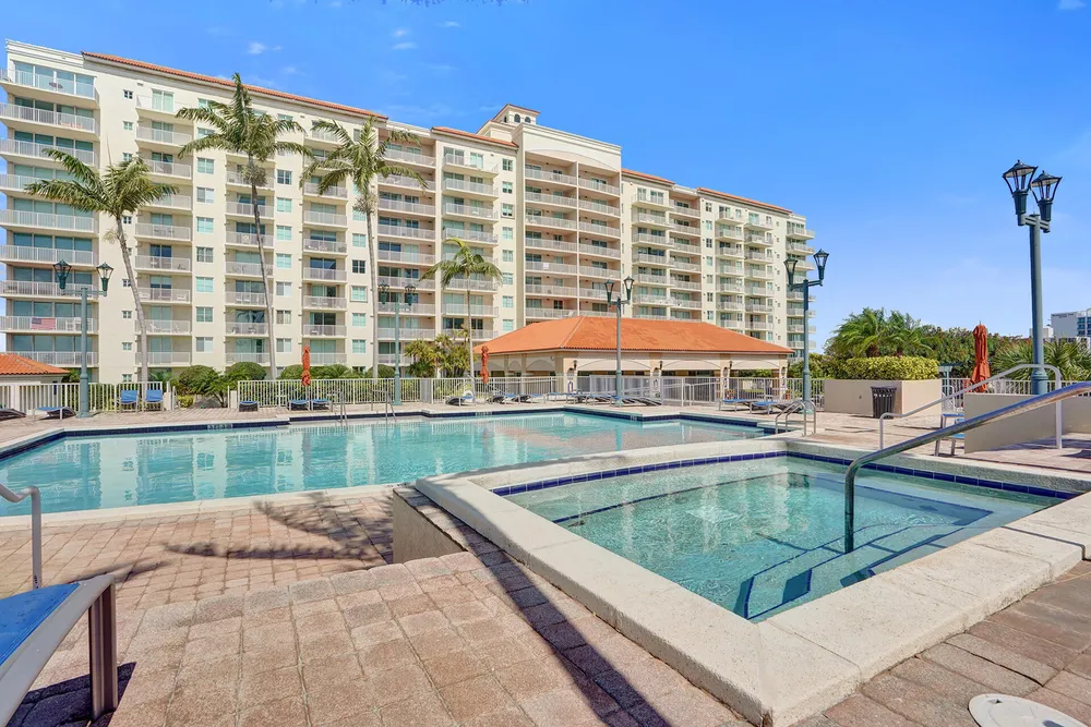 3020 NE 32nd Ave, Fort Lauderdale, FL 33308