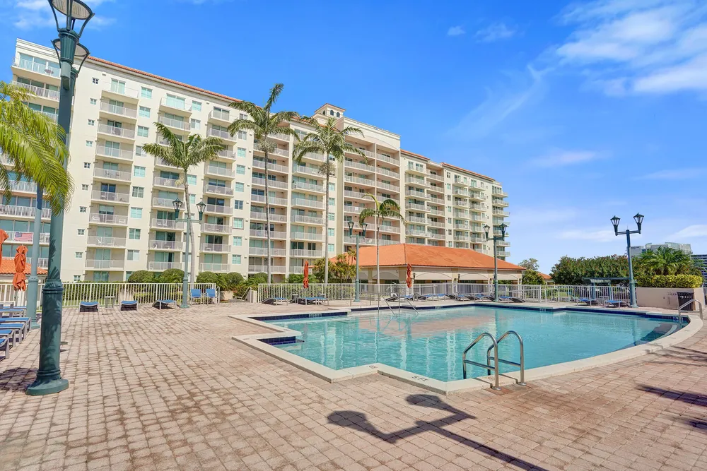 3020 NE 32nd Ave, Fort Lauderdale, FL 33308
