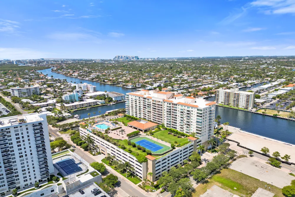 3020 NE 32nd Ave, Fort Lauderdale, FL 33308