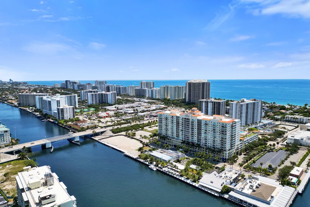3020 NE 32nd Ave, Fort Lauderdale, FL 33308