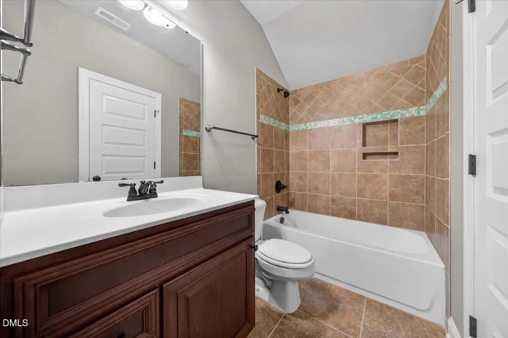 195 McKnitt Pl, Garner, NC 27529