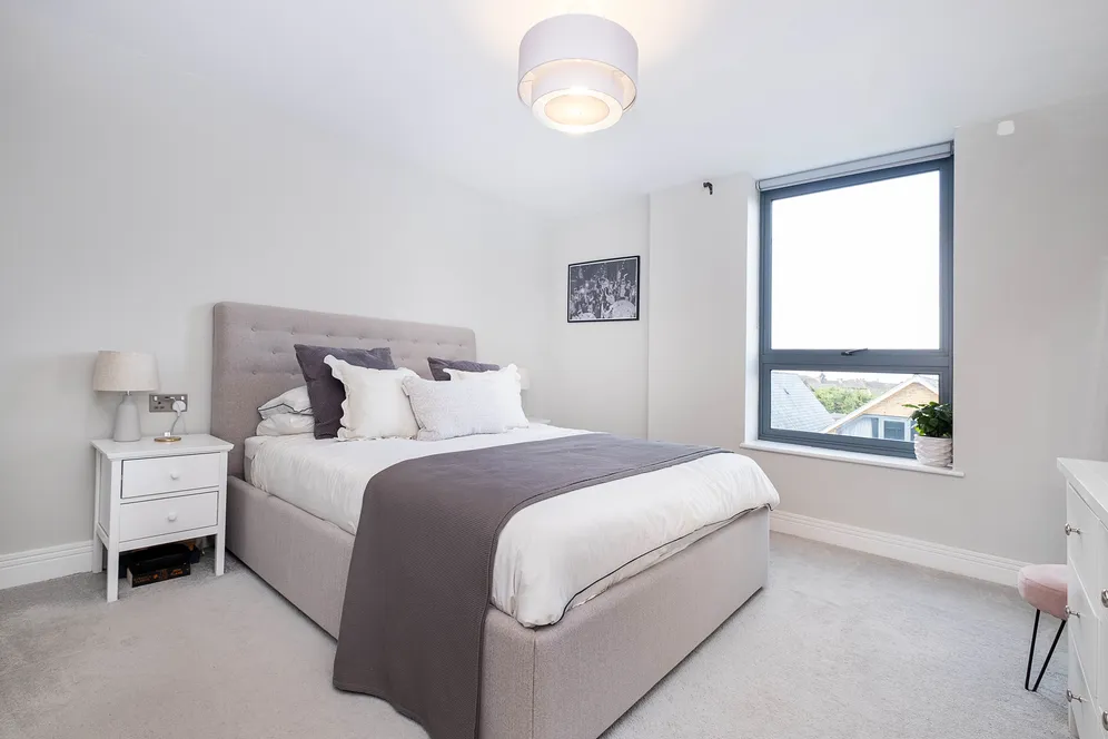 5 Antoinette Close, Kingston Upon Thames, KT1 photo 5