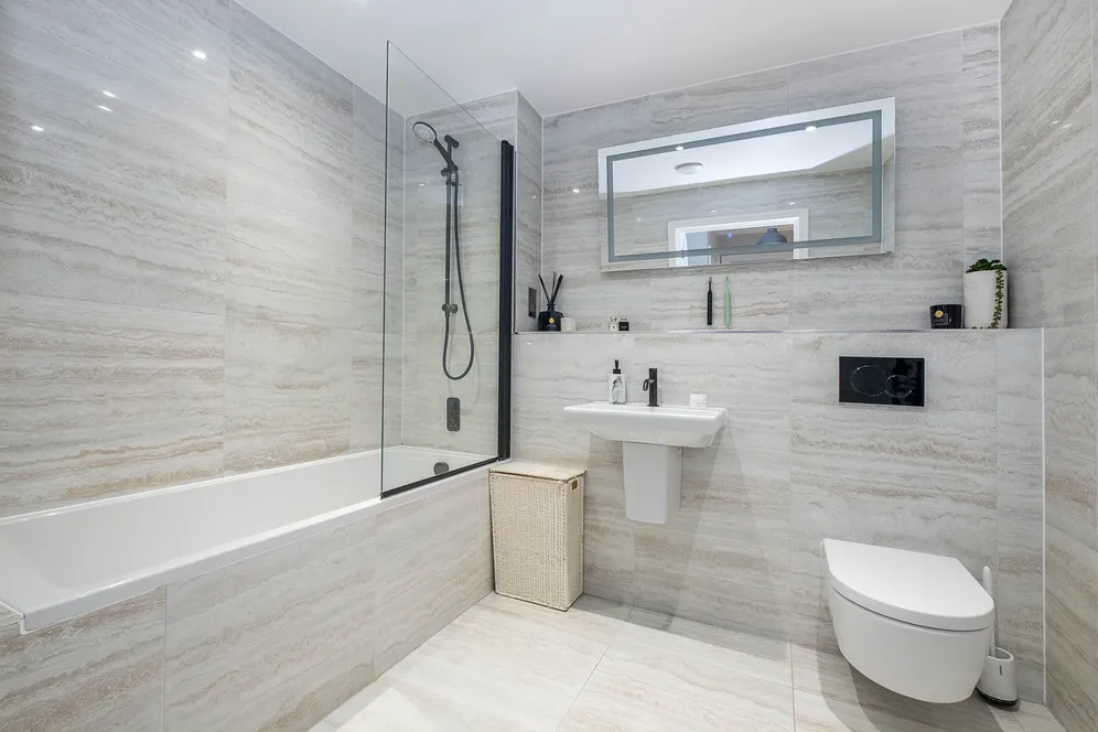 5 Antoinette Close, Kingston Upon Thames, KT1 photo 10