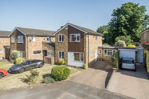 Rectory Close, Farnham Royal, SL2