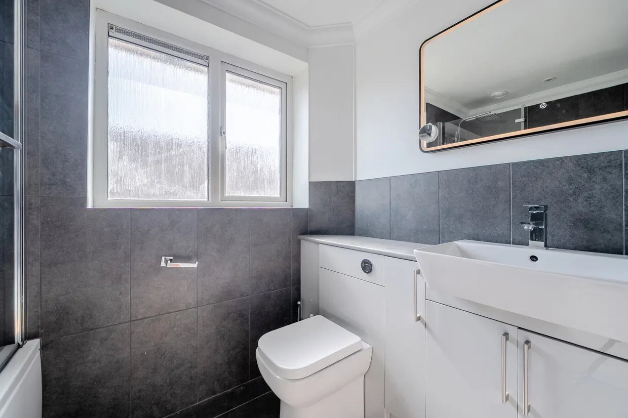Rectory Close, Farnham Royal, SL2 photo 5
