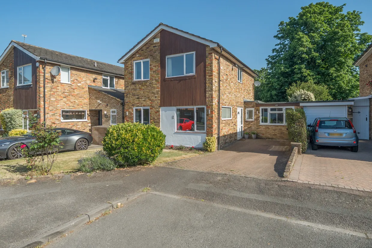 Rectory Close, Farnham Royal, SL2 photo 18