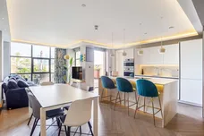 Warple Way, London, W3 photo 5