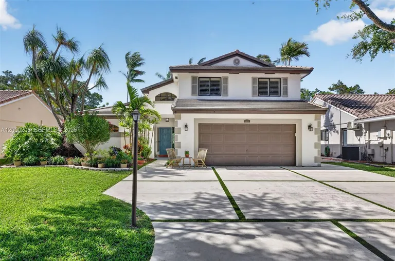 15620 Gauntlet Hall Manor, Davie, FL 33331-3438