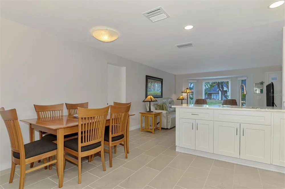 201 Lyons Bay Rd, Nokomis, FL 34275