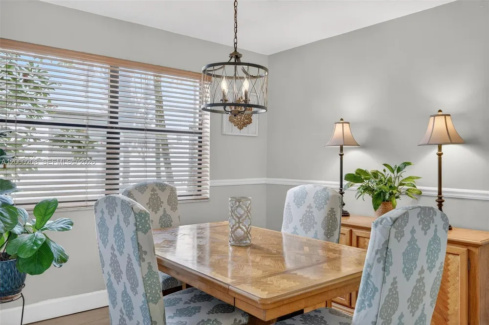 15620 Gauntlet Hall Manor, Davie, FL 33331-3438